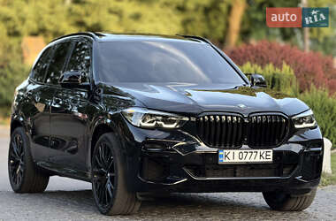 Позашляховик / Кросовер BMW X5 2021 в 