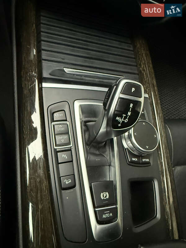 Позашляховик / Кросовер BMW X5 2018 в Чернівцях