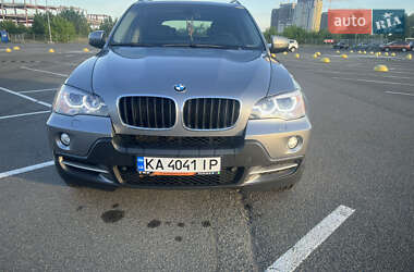 Внедорожник / Кроссовер BMW X5 2010 в 