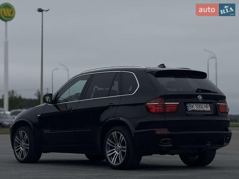 Внедорожник / Кроссовер BMW X5 2011 в Радивилове