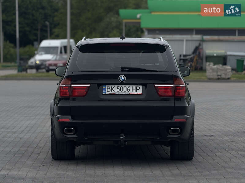 Внедорожник / Кроссовер BMW X5 2011 в Радивилове