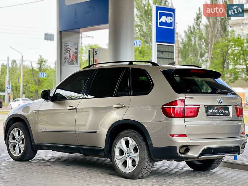 Позашляховик / Кросовер BMW X5 2011 в Миколаєві