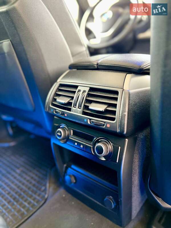 Позашляховик / Кросовер BMW X5 2011 в Миколаєві