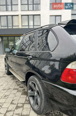 Внедорожник / Кроссовер BMW X5 2004 в 