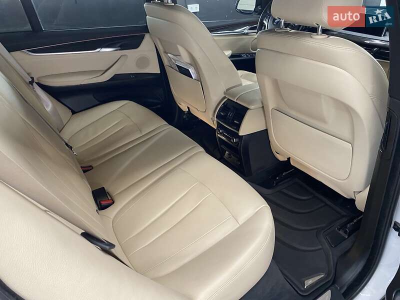 Позашляховик / Кросовер BMW X5 2016 в Броварах