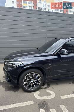Позашляховик / Кросовер BMW X5 2022 в 