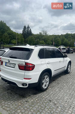 Позашляховик / Кросовер BMW X5 2013 в 