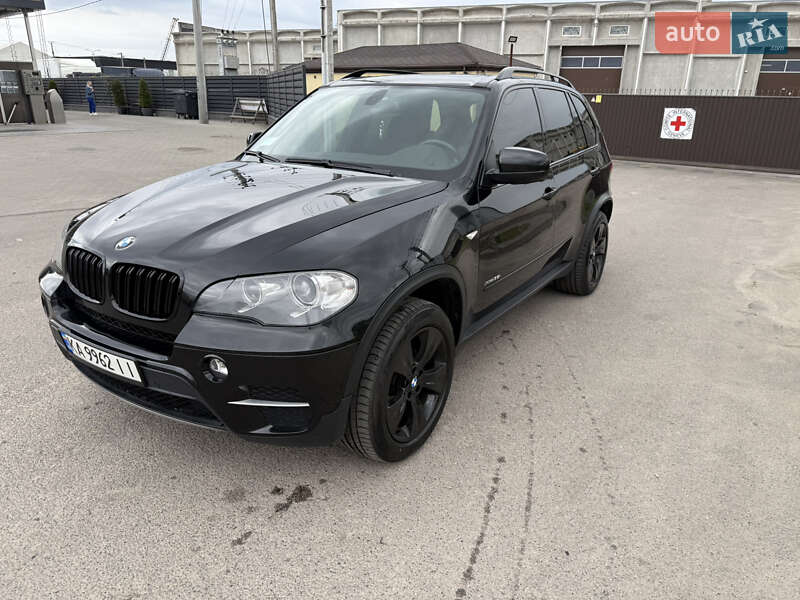 Внедорожник / Кроссовер BMW X5 2011 в Киеве