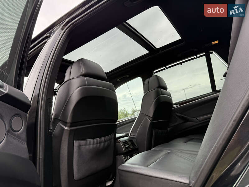 Внедорожник / Кроссовер BMW X5 2011 в Киеве