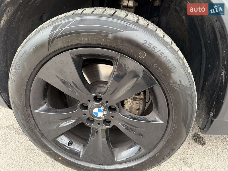 Внедорожник / Кроссовер BMW X5 2011 в Киеве