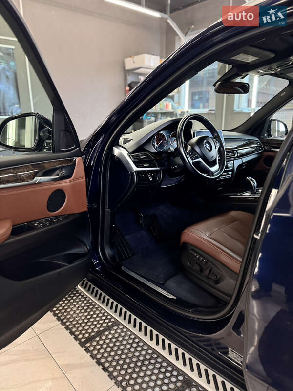 Внедорожник / Кроссовер BMW X5 2018 в Калуше