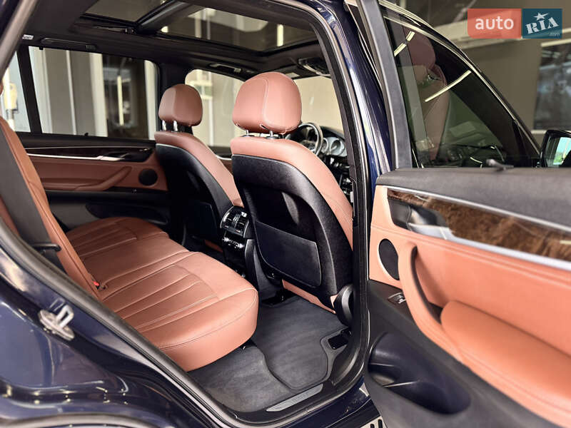 Внедорожник / Кроссовер BMW X5 2018 в Калуше