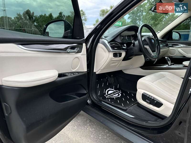 Внедорожник / Кроссовер BMW X5 2015 в Киеве