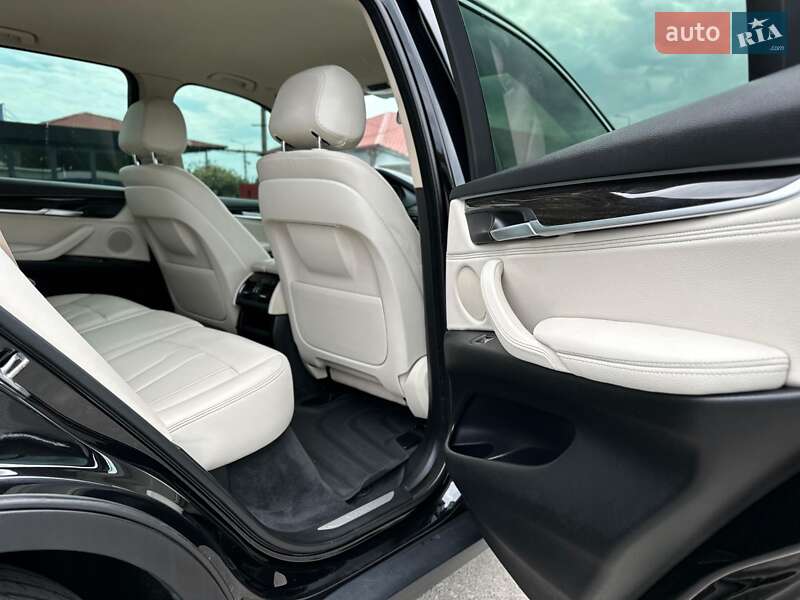 Внедорожник / Кроссовер BMW X5 2015 в Киеве