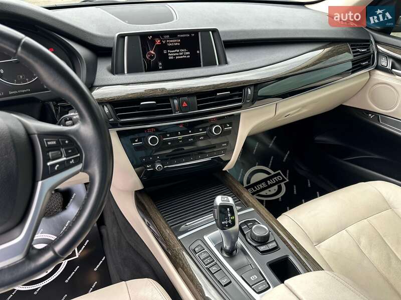Внедорожник / Кроссовер BMW X5 2015 в Киеве