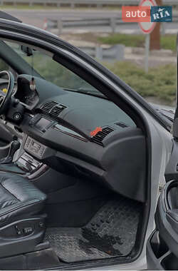 Позашляховик / Кросовер BMW X5 2004 в 
