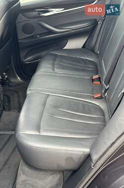 Позашляховик / Кросовер BMW X5 2014 в 