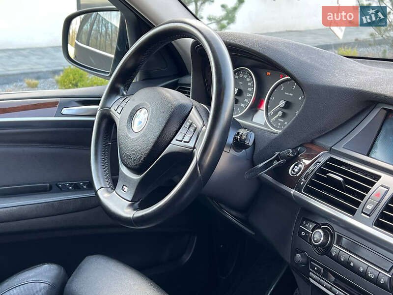 Позашляховик / Кросовер BMW X5 2011 в Подільську