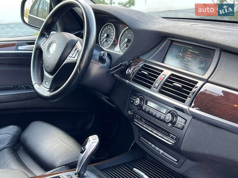 Позашляховик / Кросовер BMW X5 2011 в Подільську