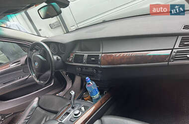 Внедорожник / Кроссовер BMW X5 2008 в 