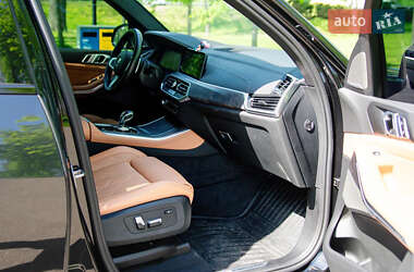 Внедорожник / Кроссовер BMW X5 2022 в 