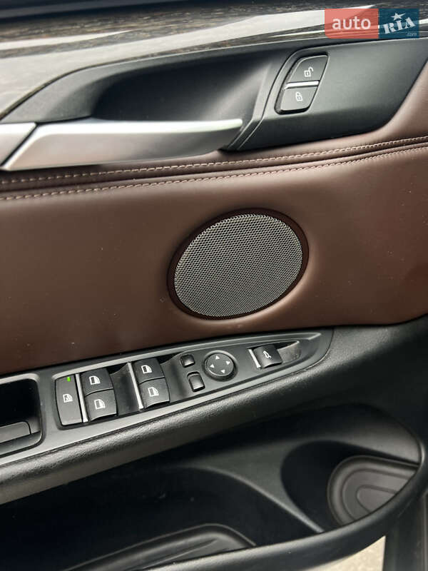 Позашляховик / Кросовер BMW X5 2014 в Черкасах