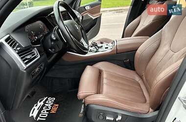 Внедорожник / Кроссовер BMW X5 2018 в 