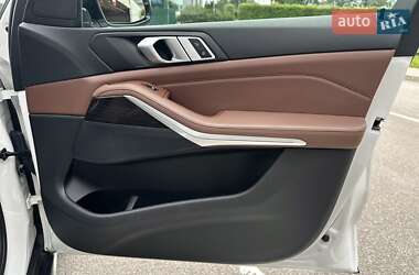Внедорожник / Кроссовер BMW X5 2018 в 