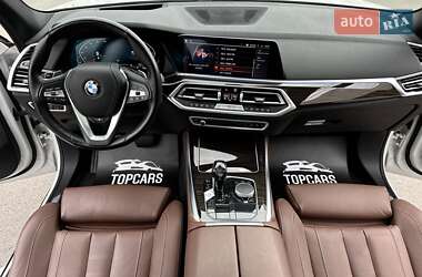 Внедорожник / Кроссовер BMW X5 2018 в 