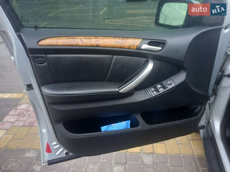 Внедорожник / Кроссовер BMW X5 2003 в Теофиполе