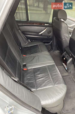 Внедорожник / Кроссовер BMW X5 2001 в 