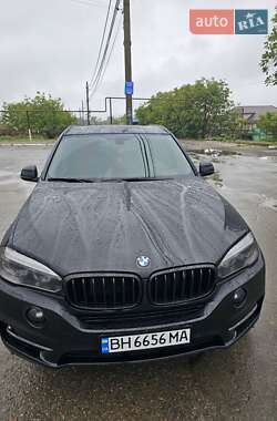 Внедорожник / Кроссовер BMW X5 2015 в 