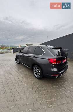 Внедорожник / Кроссовер BMW X5 2017 в Каменец-Подольском