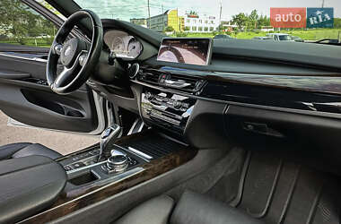 Позашляховик / Кросовер BMW X5 2015 в 