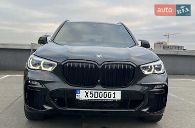 Внедорожник / Кроссовер BMW X5 2021 в 