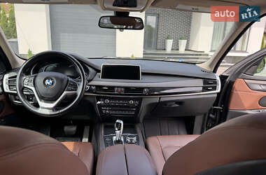 Внедорожник / Кроссовер BMW X5 2015 в 