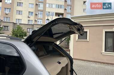 Позашляховик / Кросовер BMW X5 2005 в 