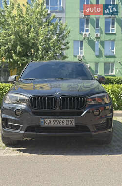 Внедорожник / Кроссовер BMW X5 2017 в 