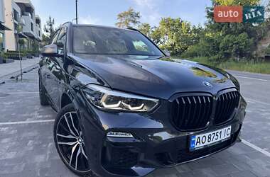 Внедорожник / Кроссовер BMW X5 2019 в 
