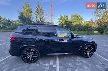 Внедорожник / Кроссовер BMW X5 2019 в 
