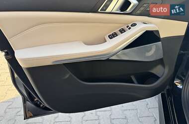 Внедорожник / Кроссовер BMW X5 2019 в 