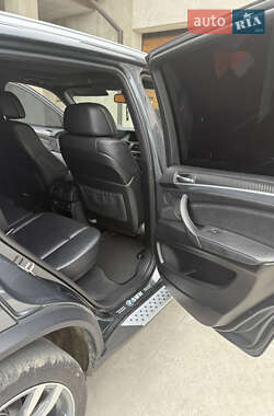 Позашляховик / Кросовер BMW X5 2012 в 