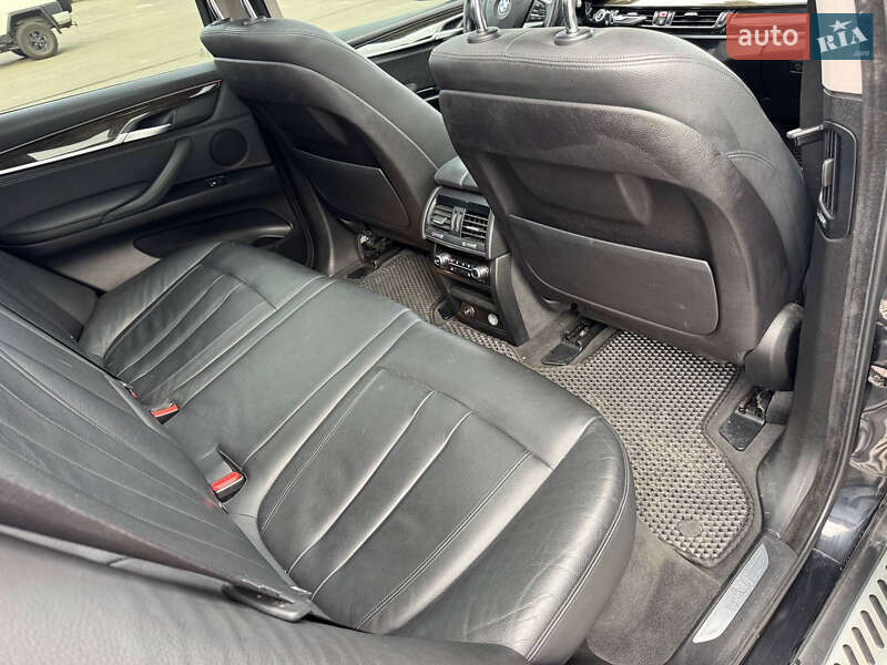 Позашляховик / Кросовер BMW X5 2015 в Києві