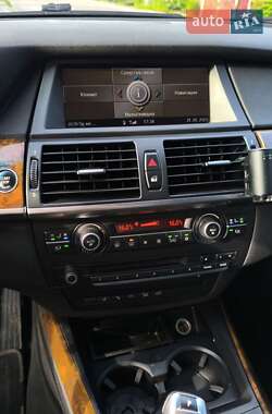 Внедорожник / Кроссовер BMW X5 2007 в 
