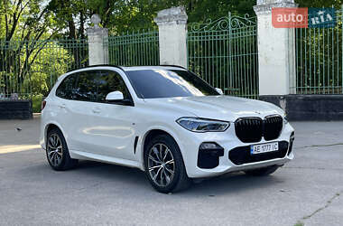 Позашляховик / Кросовер BMW X5 2019 в 