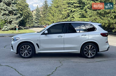 Позашляховик / Кросовер BMW X5 2019 в 