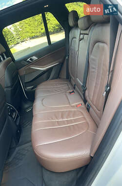 Позашляховик / Кросовер BMW X5 2019 в 