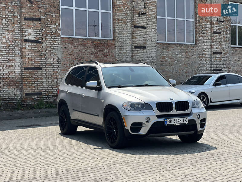 BMW X5 2011