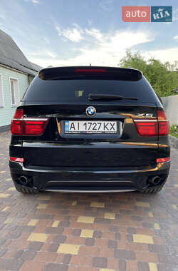 Позашляховик / Кросовер BMW X5 2010 в 