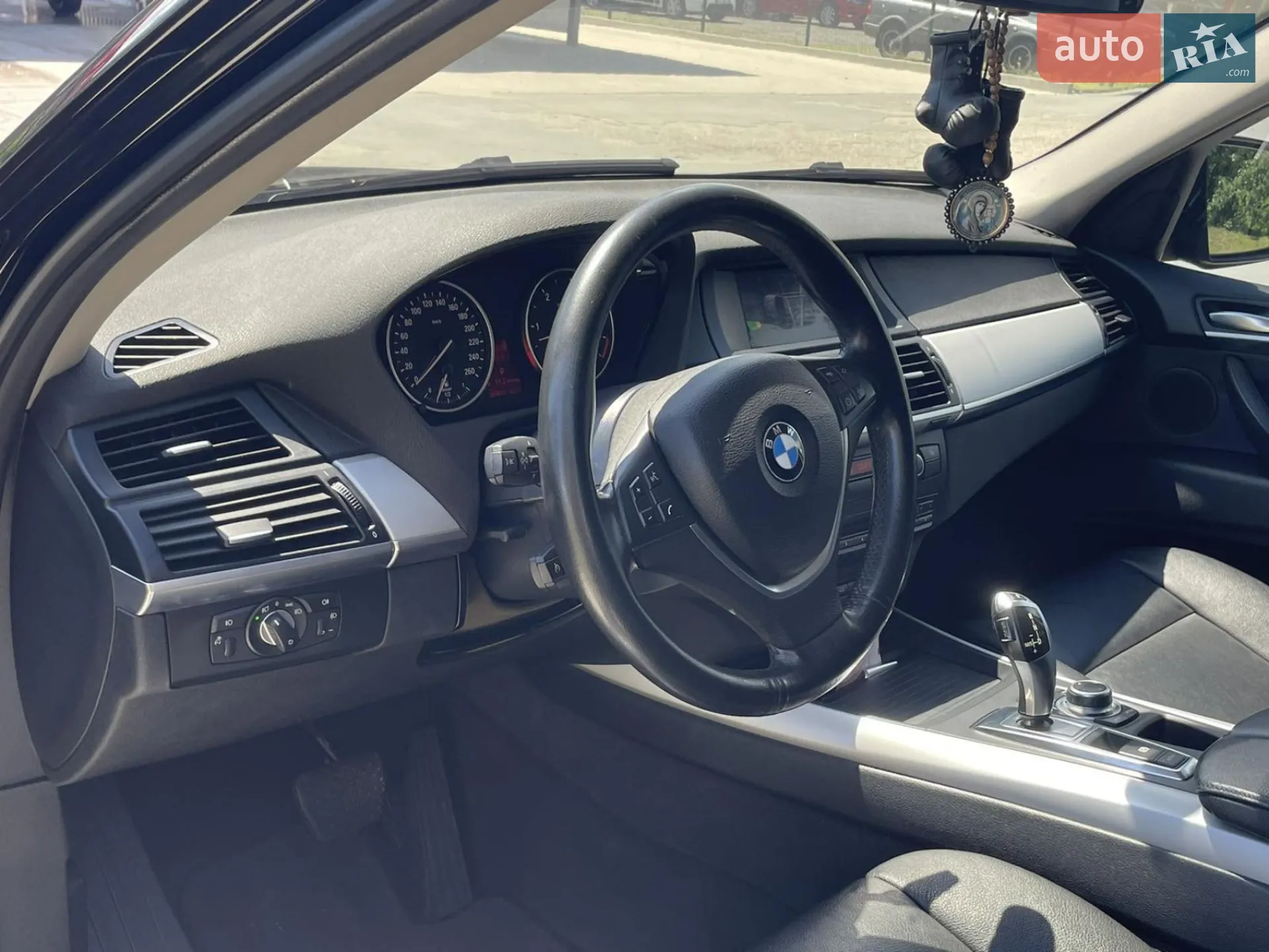 2010 BMW X5 - мініатюра 18